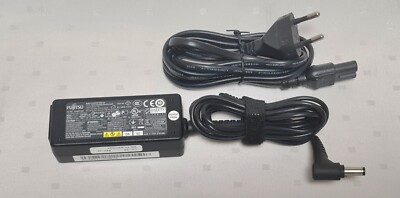 FUJITSU ADP-40PH AD Netzteil 20V 2A 40W S26113-E578-V55-0X S900 S920 S720
