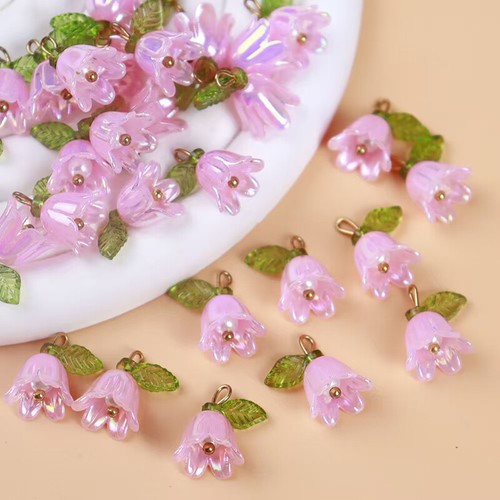 60PCS Handmade Pink Lavender Acrylic Lily Flower Charms Pendents Jewelry DIY - Picture 3 of 9