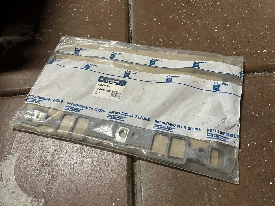 NOS Evinrude Johnson Manifold Gasket Set OEM Boat Part 0985630 - Image 2 of 3