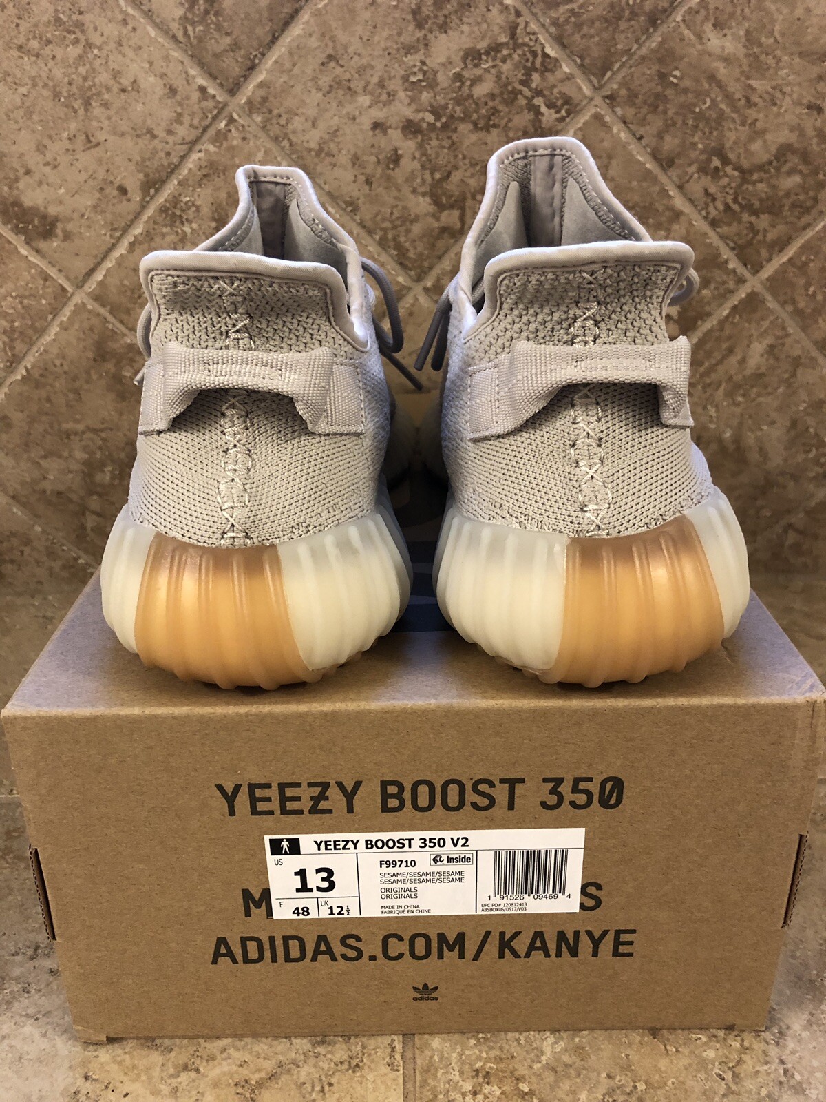 yeezy boost 350 v2 f99710