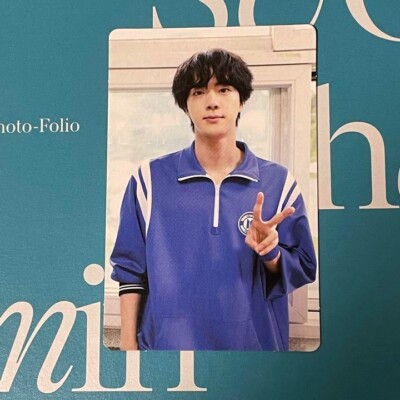 BTS 写真集 「Us Ourselves & BTS We」ラントレJIN BTS 写真集 「Us Ourselves & BTS We」ラントレJIN BTS JIN Us