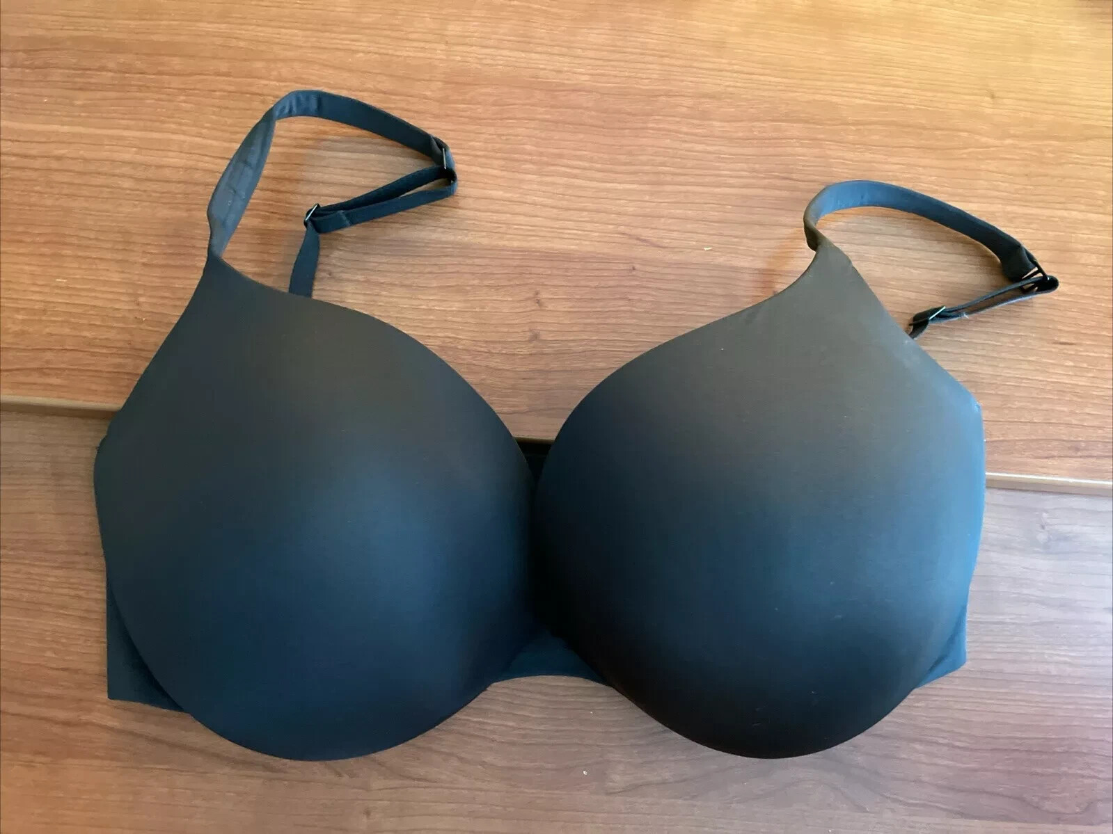 SKIMS Ultimate Push Up Plunge Bra 38DDD Onyx New With Tags