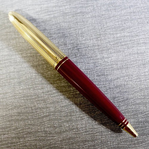 Louis Vuitton Dock lacquer Bordeaux Burgundy/Gold Twisted Ballpoint Pen(No Box) - Picture 1 of 10