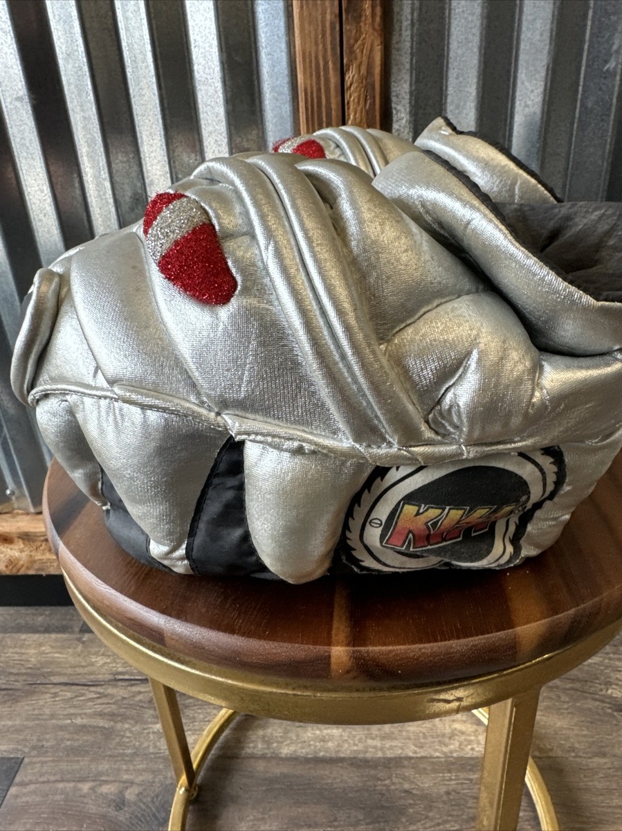 Vintage KISS Gene Simmons Dragon Boot Plush Slippers Size Medium 7/8 1997 Rare Vintage KISS Gene Simmons Dragon Boot Plush Slippers Size Medium 7/8 1997 Rare