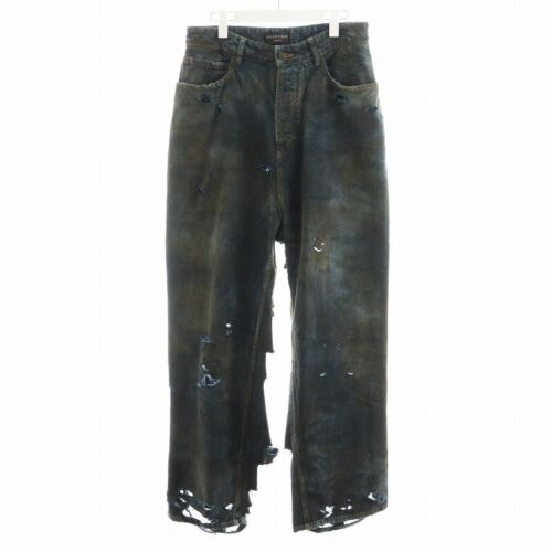 Balenciaga destroyed jeans - Gem Balenciaga destroyed jeans - Gem