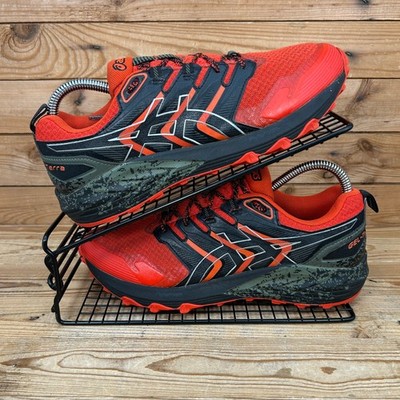 Asics Turnschuhe Herren Größe UK 6,5 Gel Trabuco Terra schwarz rot Trailrunningschuhe