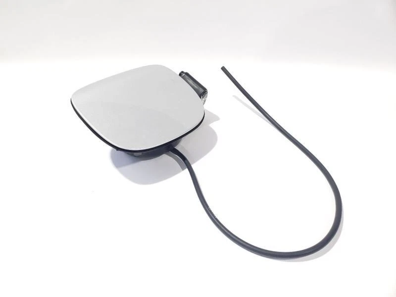 Volvo S60 2015 OEM puerta de llenado de combustible plateada 31335707 Foto 2 de 4