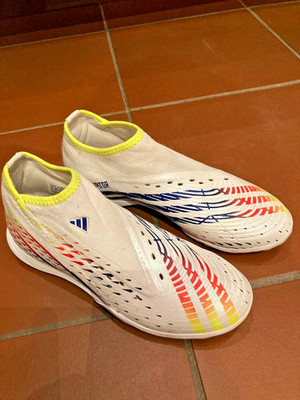 ADIDAS PREDATOR EDGE .3 LACELESS TF AL RIHLA - WEISS/GELB/BLAU Größe 37