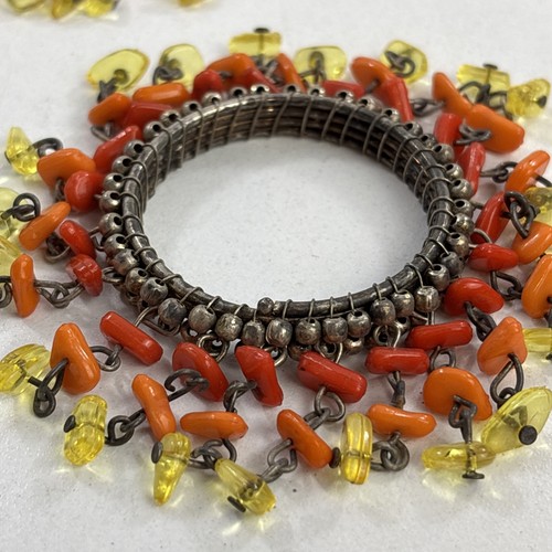 Boho Beaded Napkin Rings Vintage 4 Reds Oranges Gold - Picture 2 of 3