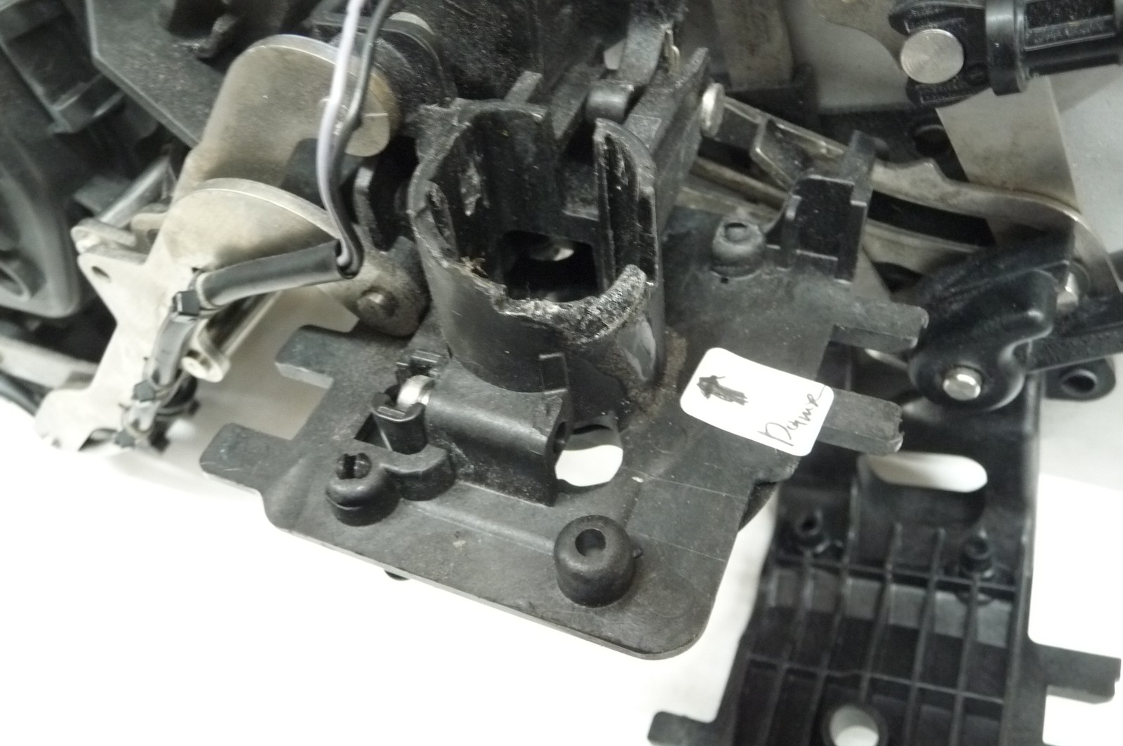 2017-2023 Rolls Royce Cullinan RR31 mascot retractable mechanism 51137459513 OEM