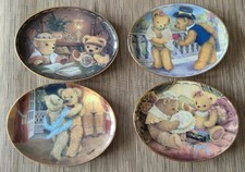 Franklin Mint Heirloom Teddy Bear Plate Sue Willis Set of 4 Oval Plates