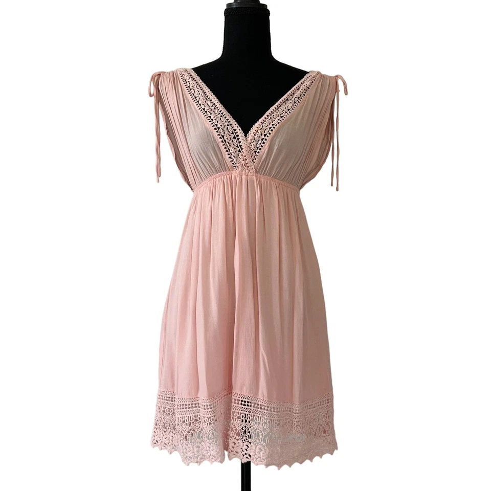 Coqueta Cuello en V Encaje y Corbatas con Cintura Elástica Coral Claro Rosa Melocotón Mediano Pequeño Foto 2 de 4