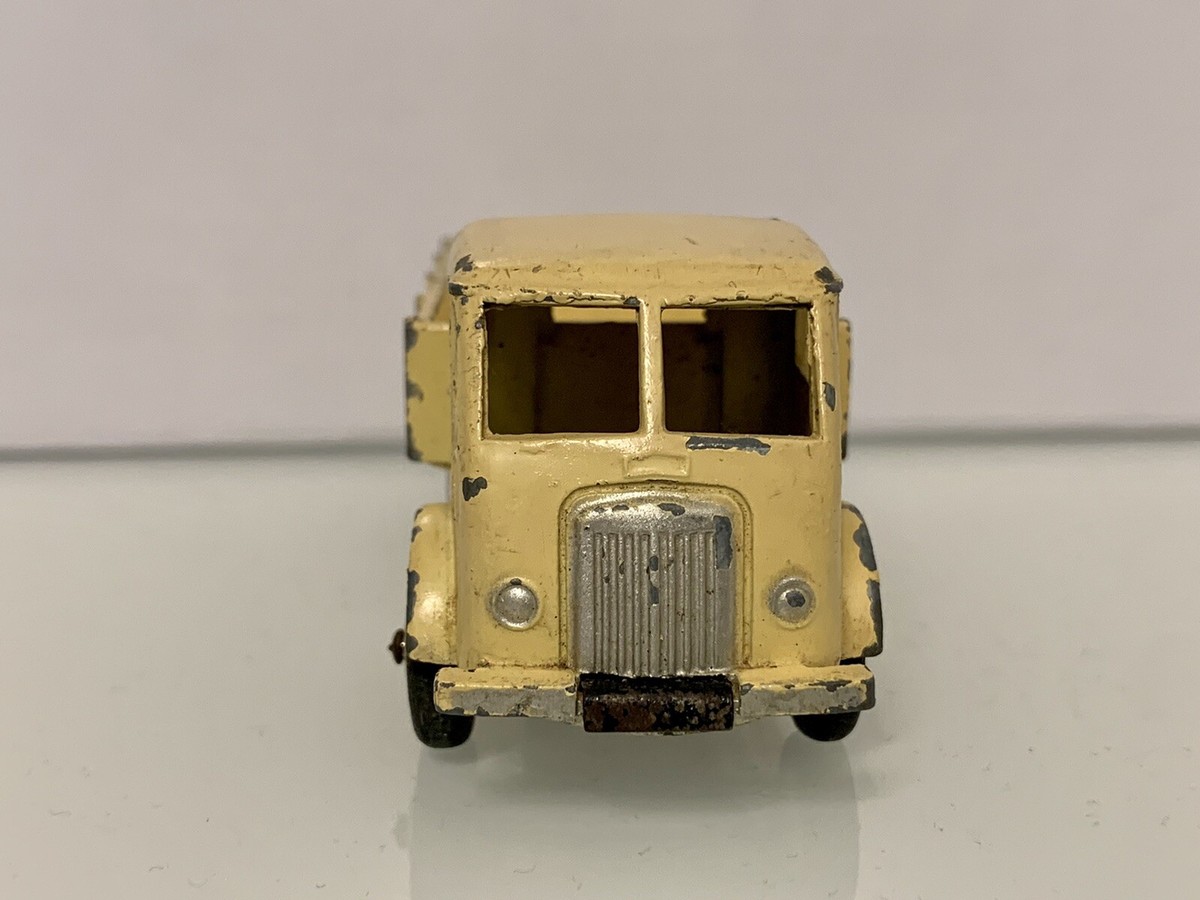 Ford Benne Entrepreneur 25I Dinky Toys 1/43 jouet ancien original