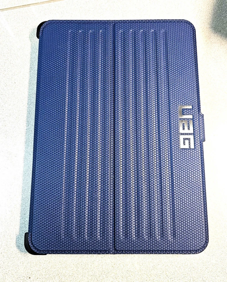 Funda UAG Apple iPad Air/Pro 10.5" Metropolis AZUL 121546125050 Usada Foto 4 de 4