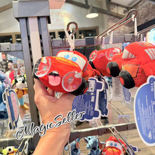 Peluche 2026 Disney Parks Pixar Cars Saetta McQueen ferma finestra auto NUOVO