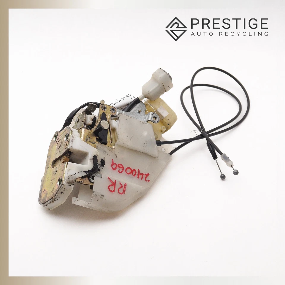 Actuador de cierre de puerta trasero derecho Lexus GS300 1998-2005 69050-30420 FABRICANTE DE EQUIPOS ORIGINALES Foto 2 de 4