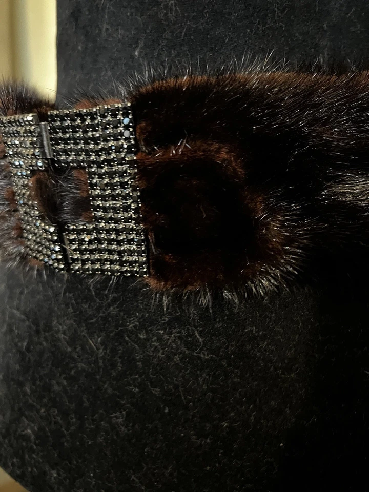 Cinturón de piel de visón natural Foto 3 de 4