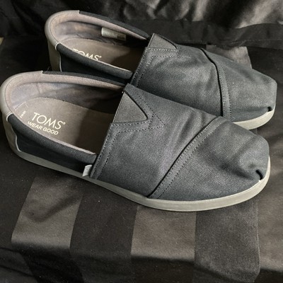 New TOMS Shoes Alpargata Mens 12 Black Classic Slip On Canvas Casual Comfort 