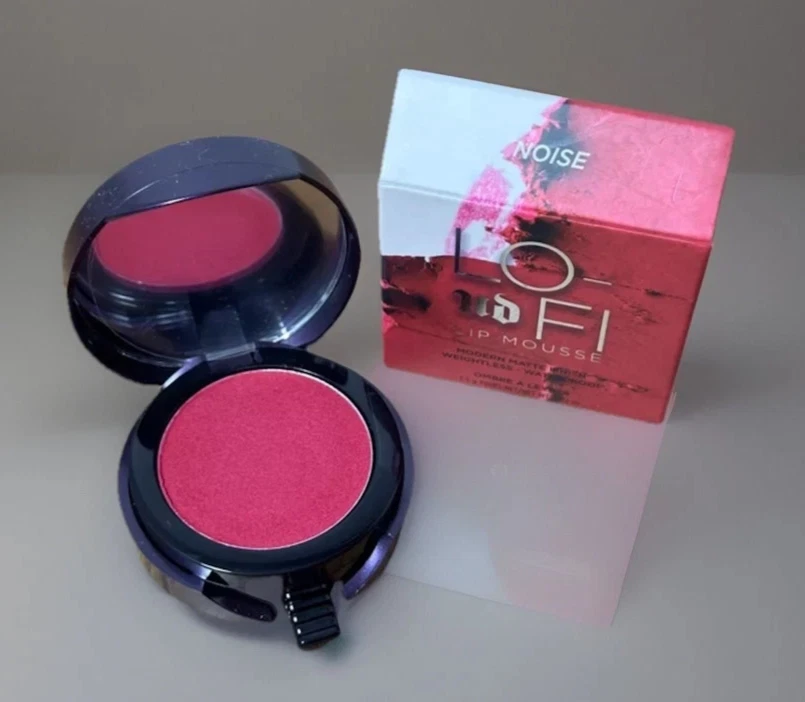 Mousse labial Urban Decay LO-FI ~ RUIDO (rosa intenso) ~ 0,12 oz ~ NUEVA EN CAJA ~ ¡DIFÍCIL DE ENCONTRAR!! Foto 3 de 4