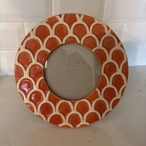 "Marco de fotos redondo diseño naranja crema apertura de 4"""