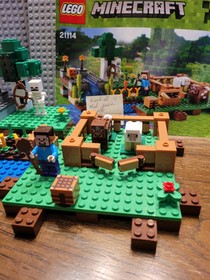 LEGO Minecraft: The Farm (21114)