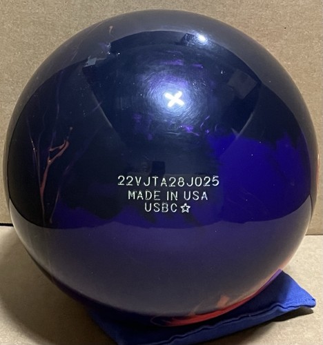 Storm Trend 2 15 lb Bowling ball New in Original Box - Picture 5 of 6