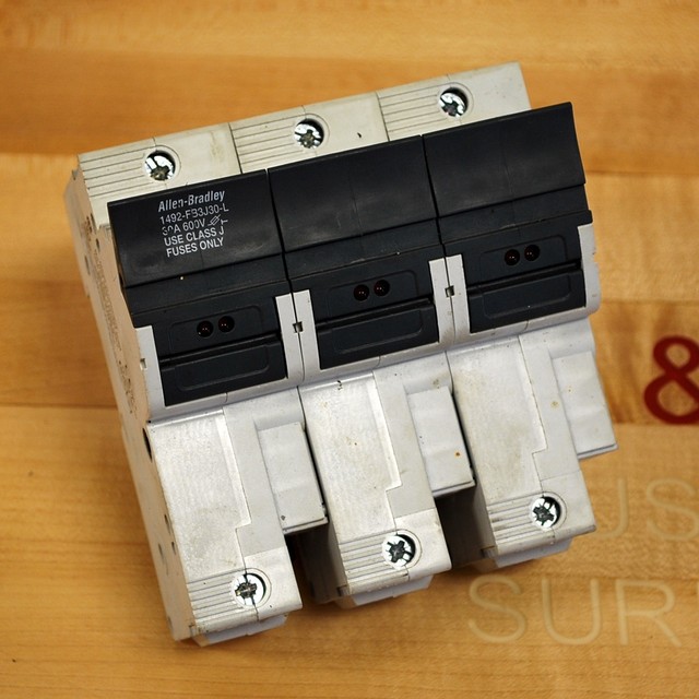 Allen Bradley 1492FB3J30L, Series B, Fuse Holder 3 Pole 30 Amp 600