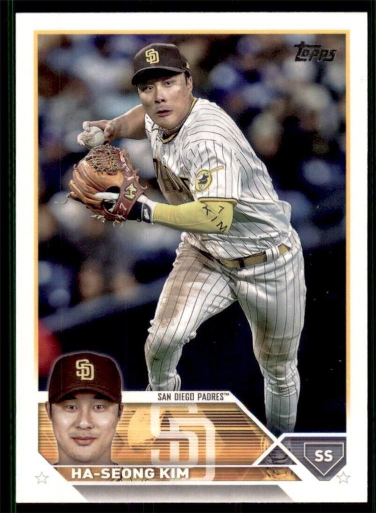 2023 Ha-Seong Kim San Diego Padres Topps Baseball Card # 57 2023 Ha-Seong Kim San Diego Padres Topps Baseball Card # 57