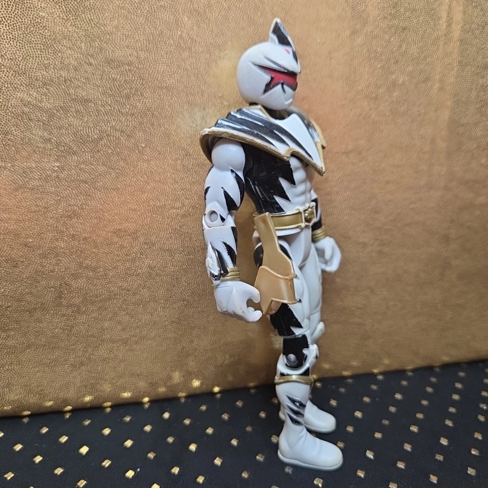 Винтажная фигурка Power Rangers Lightning Collection Dino Thunder White Ranger 6 дюймов 2003 г. - Изображение 2 из 4