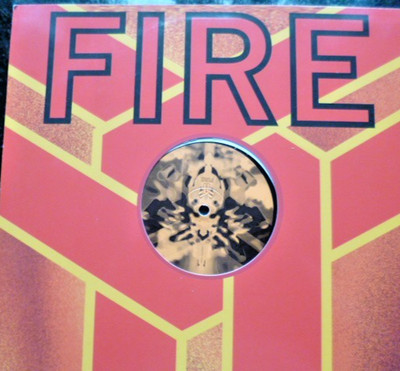 Fire  Meteor 7        Distance   LP   (  Vinyl Single) Sammlerstück  -  Wie  NEU