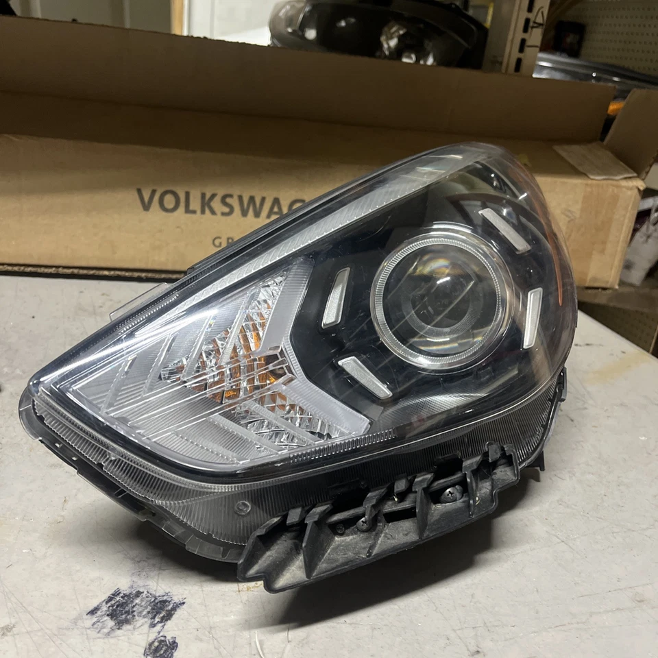 Faro halógeno no LED 92102-G5 2017-19 lado izquierdo del conductor Kia Niro OEM Foto 2 de 4