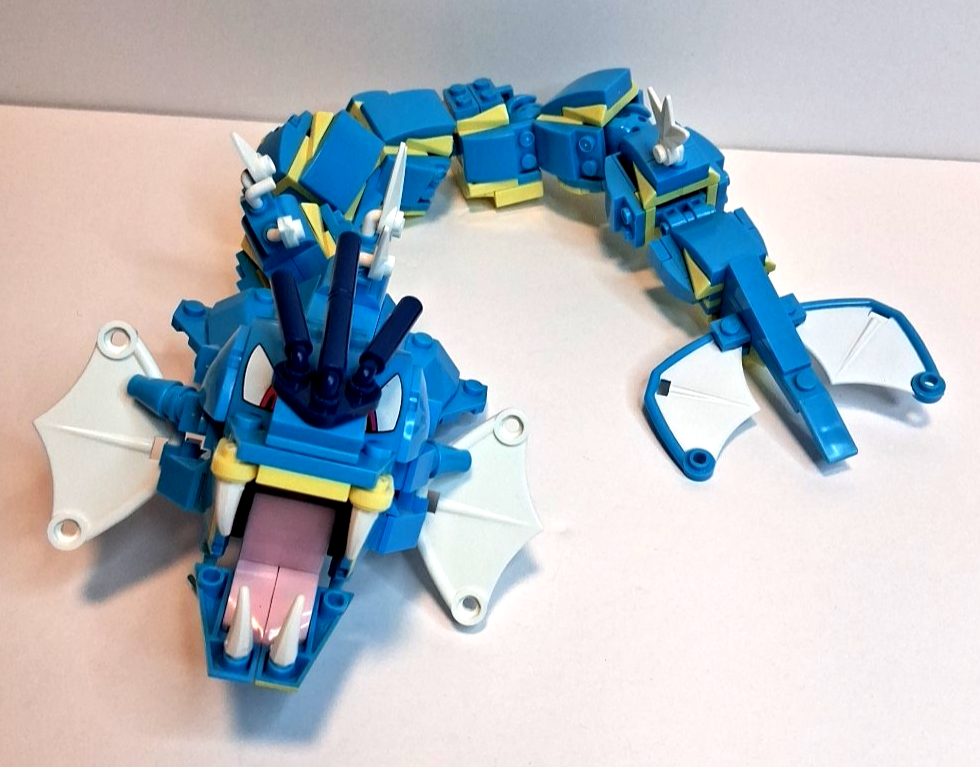 Mega Construx Pokemon Gyarados 2017 Block Building Set INCOMPLETE
