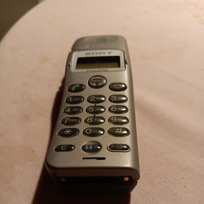 Sony Ericsson  Xperia X8 E15i - Silber Weiß (Ohne Simlock) Smartphone