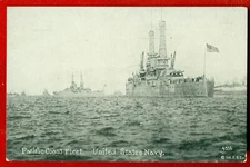 1438 AMERICAN WARSHIP '' ? '' VINTAGE POSTCARD