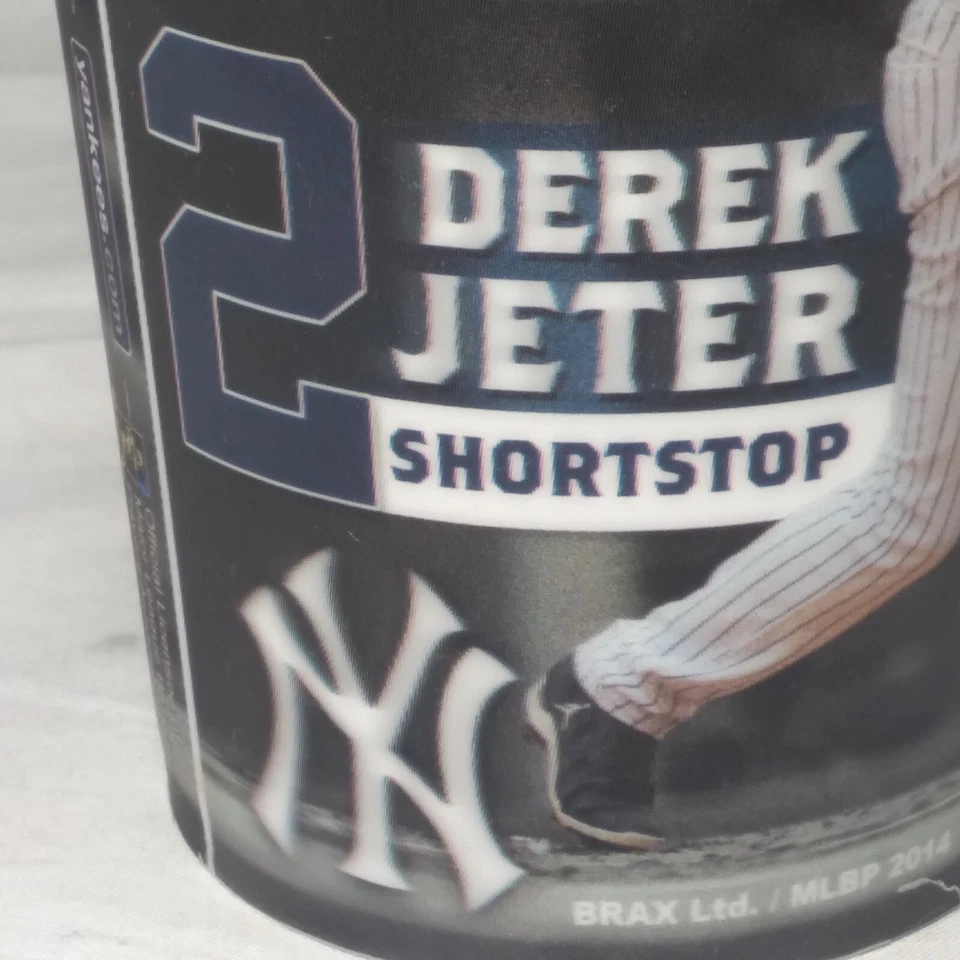 Copo holográfico Jeter #2 Yankees - Imagem 2 de 4