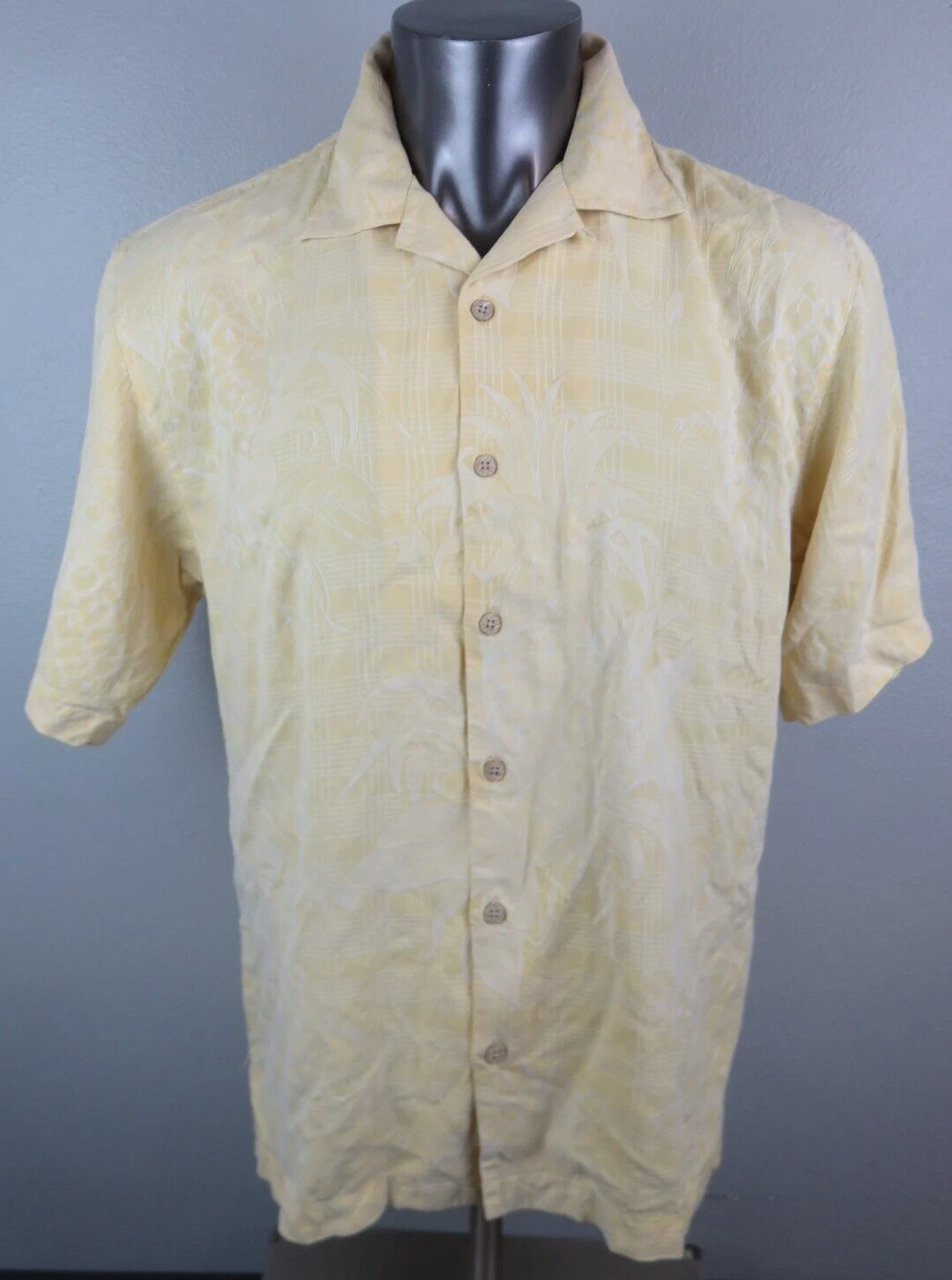 Tommy Bahama Mens Floral Silk Shirt Short Sleeve Button Front Size M Hawaiian