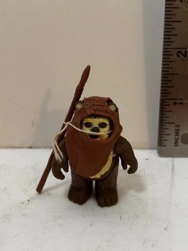 Star Wars 6 inch figure Loose w/Accessory & Backing Card – Wicket (Ewok) (348)