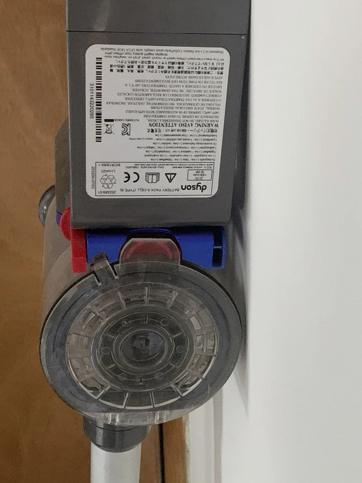 Dyson V10 Absolute Cordless Vacuum Cleaner SPARES and REPAIRS, photo 3 of 5