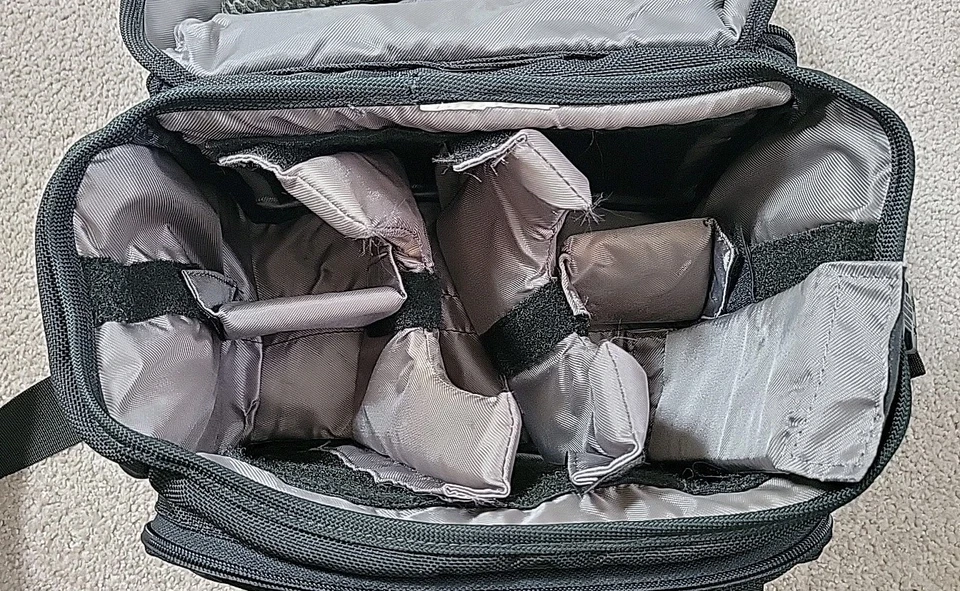 Tamrac Leather Trim Shoulder Strap Extra Large, Very Rare, Vintage Camera Bag - Image 4 of 4