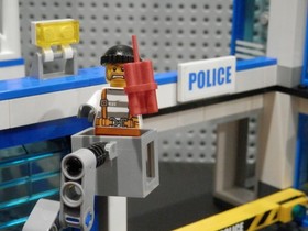 LEGO City Lot Police Station 60141 & 7942 Off Road Fire Rescue With Minifigures