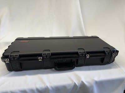 SKB Sports iSeries Rifle Breakdown Case 39''L x 17''W x 6.75''H Black 3I-3614-CB