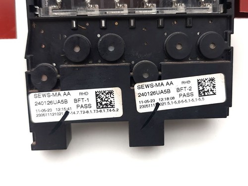 Nissan Qashqai J12 2023 Petrol Battery relay fuse 240126UA5B 103kW AMD192004 - Picture 3 of 7