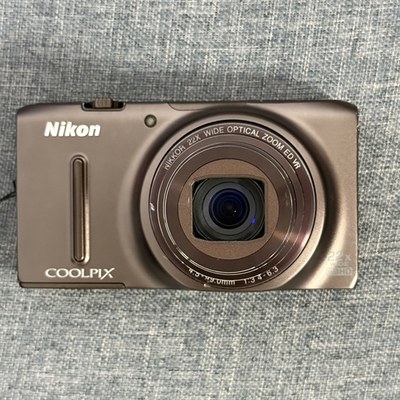 Nikon COOLPIX S9500 Brown 18.1MP 22x Zoom Compact Digital Camera