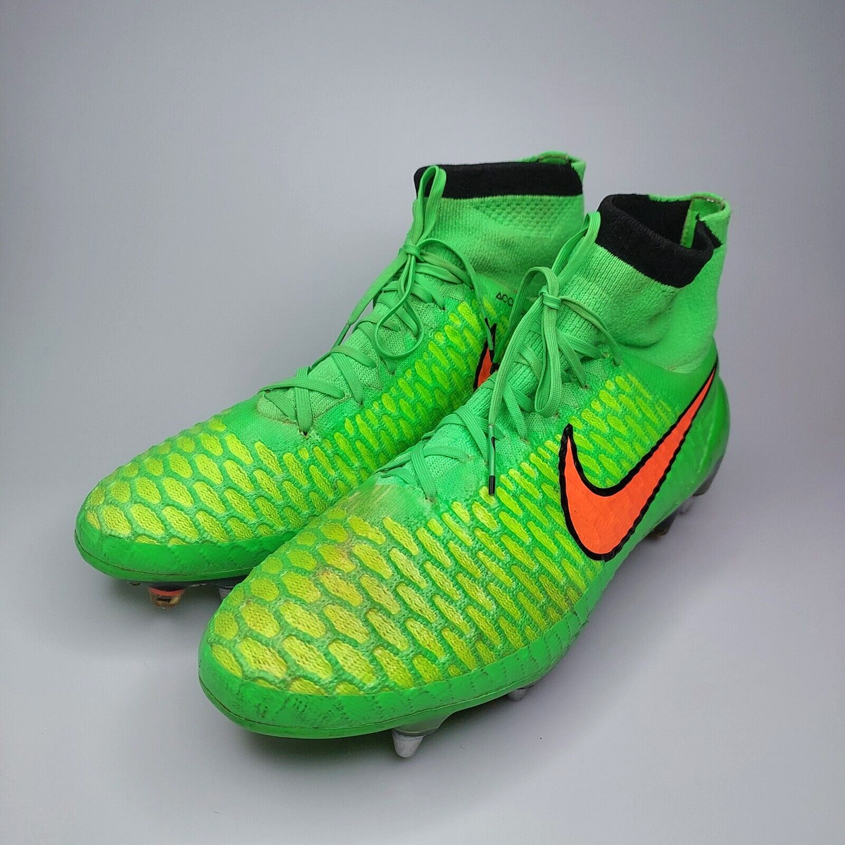 【新品未使用】NIKE MAGISTA OPUS Ⅱサッカー　スパイク　マジスタ NIKE Magista Opus Ⅱ AG-PRO 26.5cm