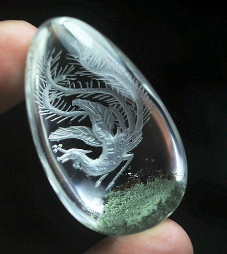 Colgante de cuarzo pulido con talla inversa de cristal fantasma natural de 97,5 quilates - Imagen 5 de 8