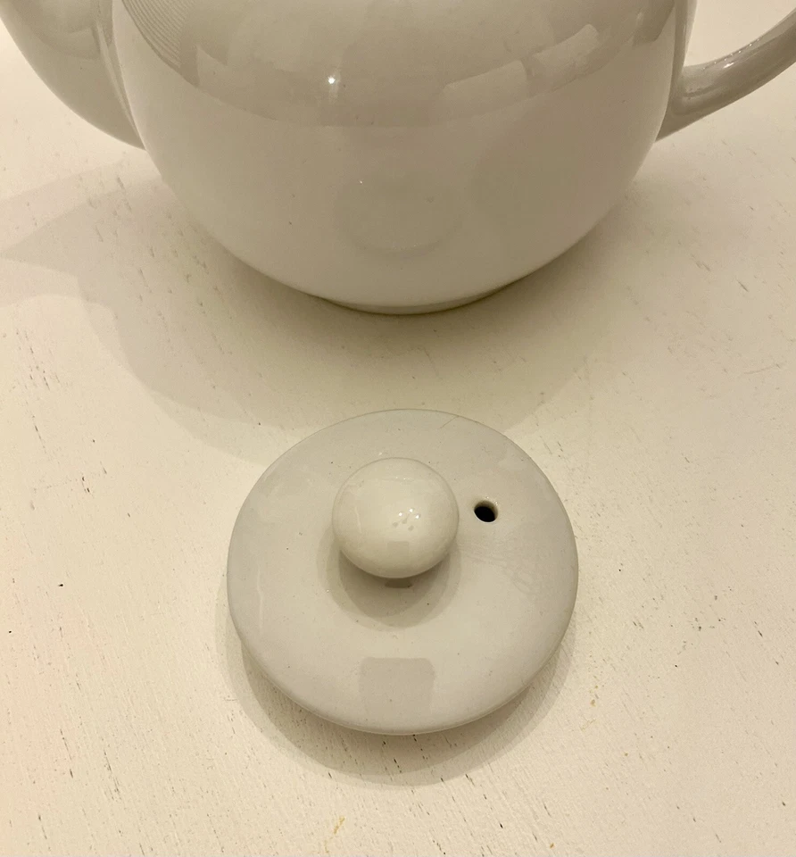 FOX RUN BRANDS TEAPOT 37 Ounce White With Lid - Image 2 of 4