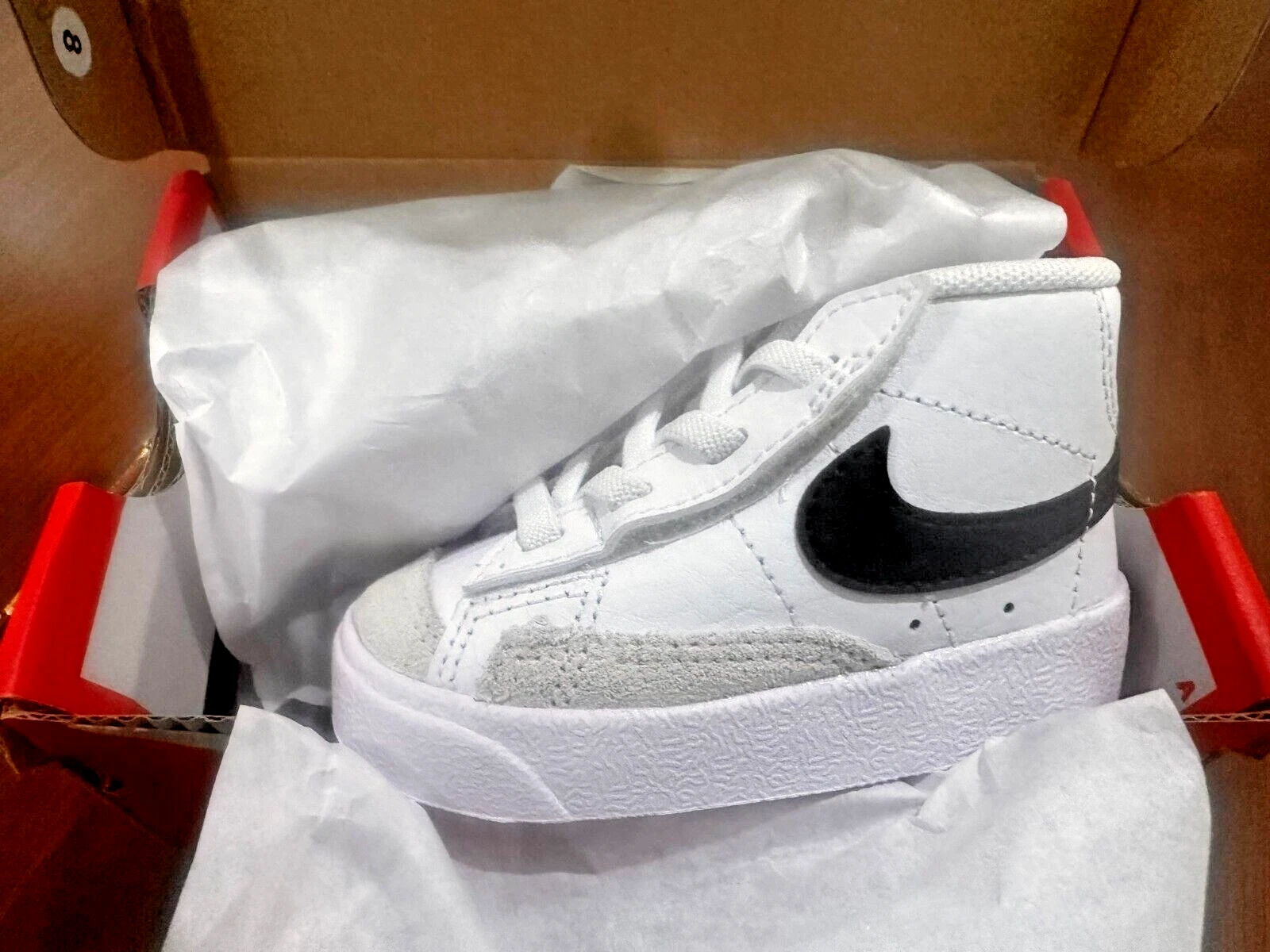 Nike Blazer Mid '77 (TD) DA4088 100BIANCO NERO SQUADRA ARANCIONE TAGLIA 4C