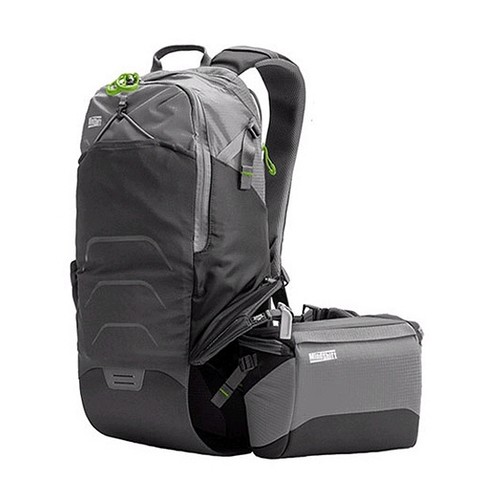 black backpack forever 21