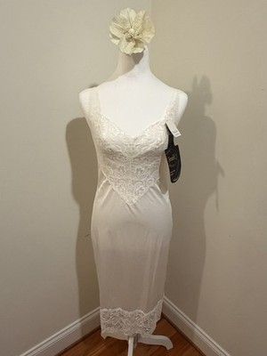 NOS Vintage 1980s Vanity Fair White Nylon Slip Size 32/XS