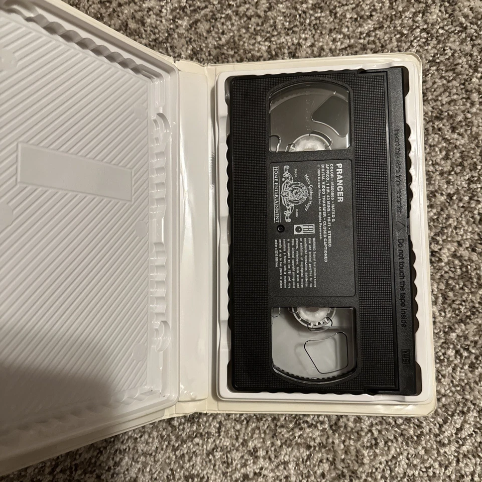 Prancer 1989 VHS Vintage Christmas Movie Classic Holiday Family Video Tape VTG - Image 4 of 4